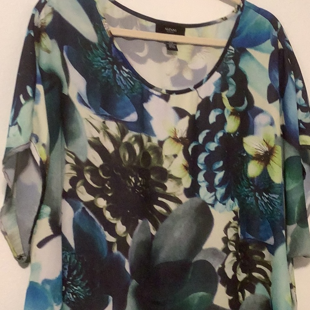 ALFANI Floral Tunic Short sleeve size 18W Pit to Pit 26 inches
